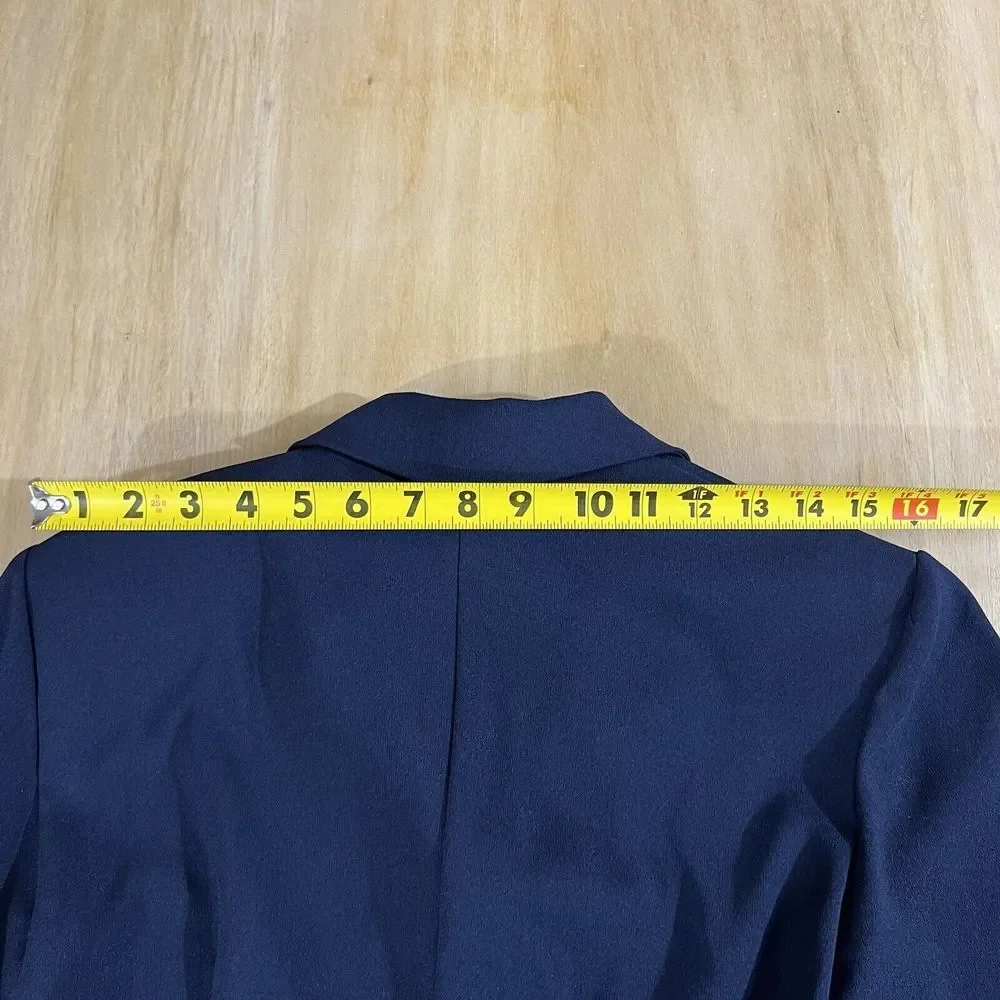 lois snyder length 22